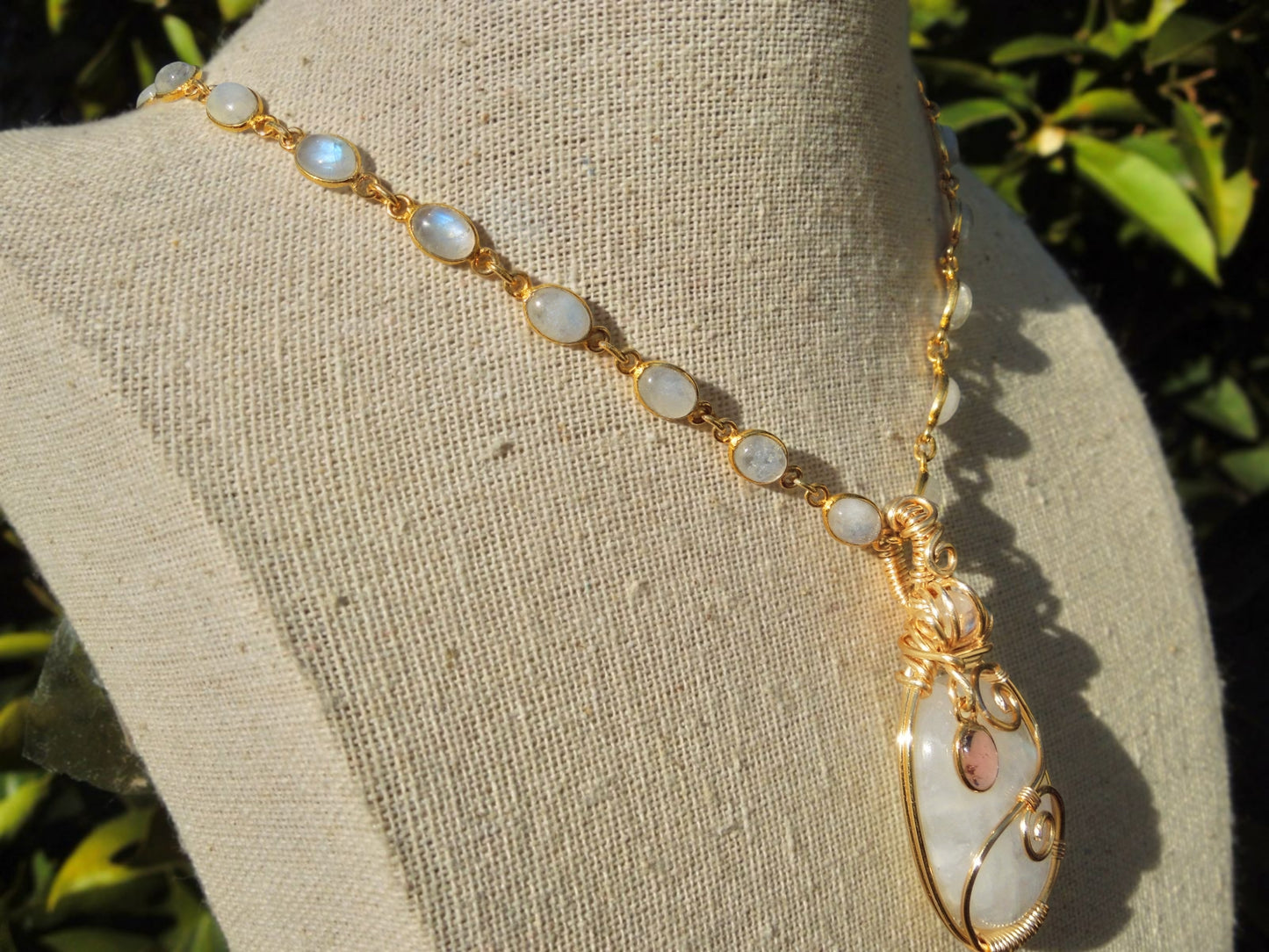 ‘Luna de Amor’ *RARE*