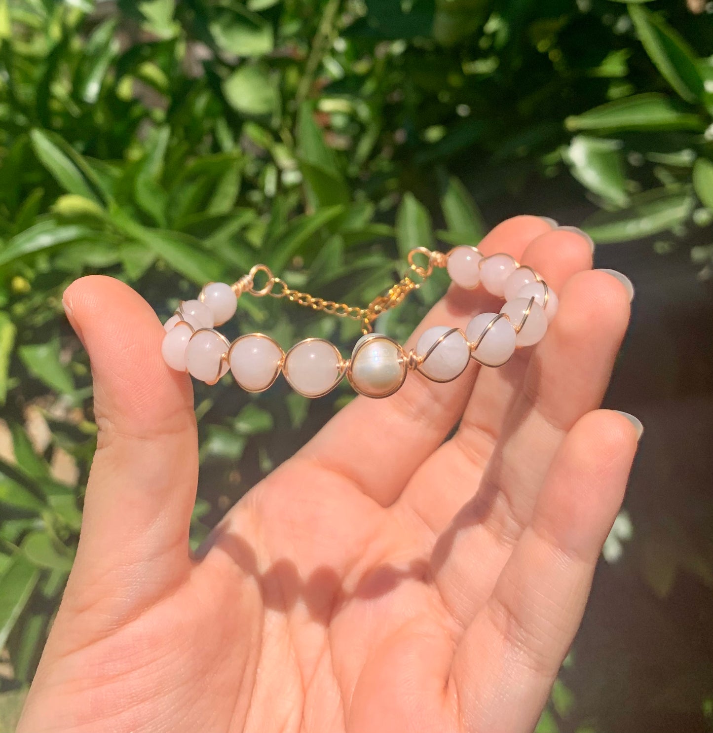 Rose Quartz & Pearl Diosa Bracelet (Gold)