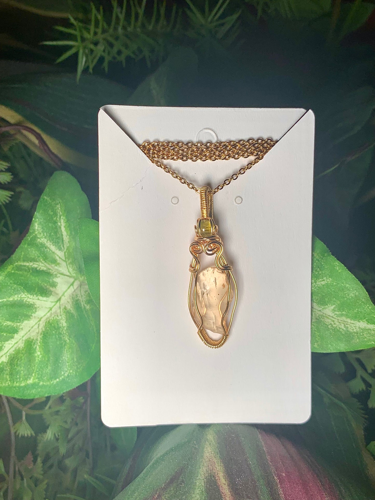 Libyan Desert Glass & Peridot Gold Pendant